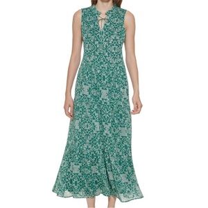 Elegant Green Patterned Maxi Dress